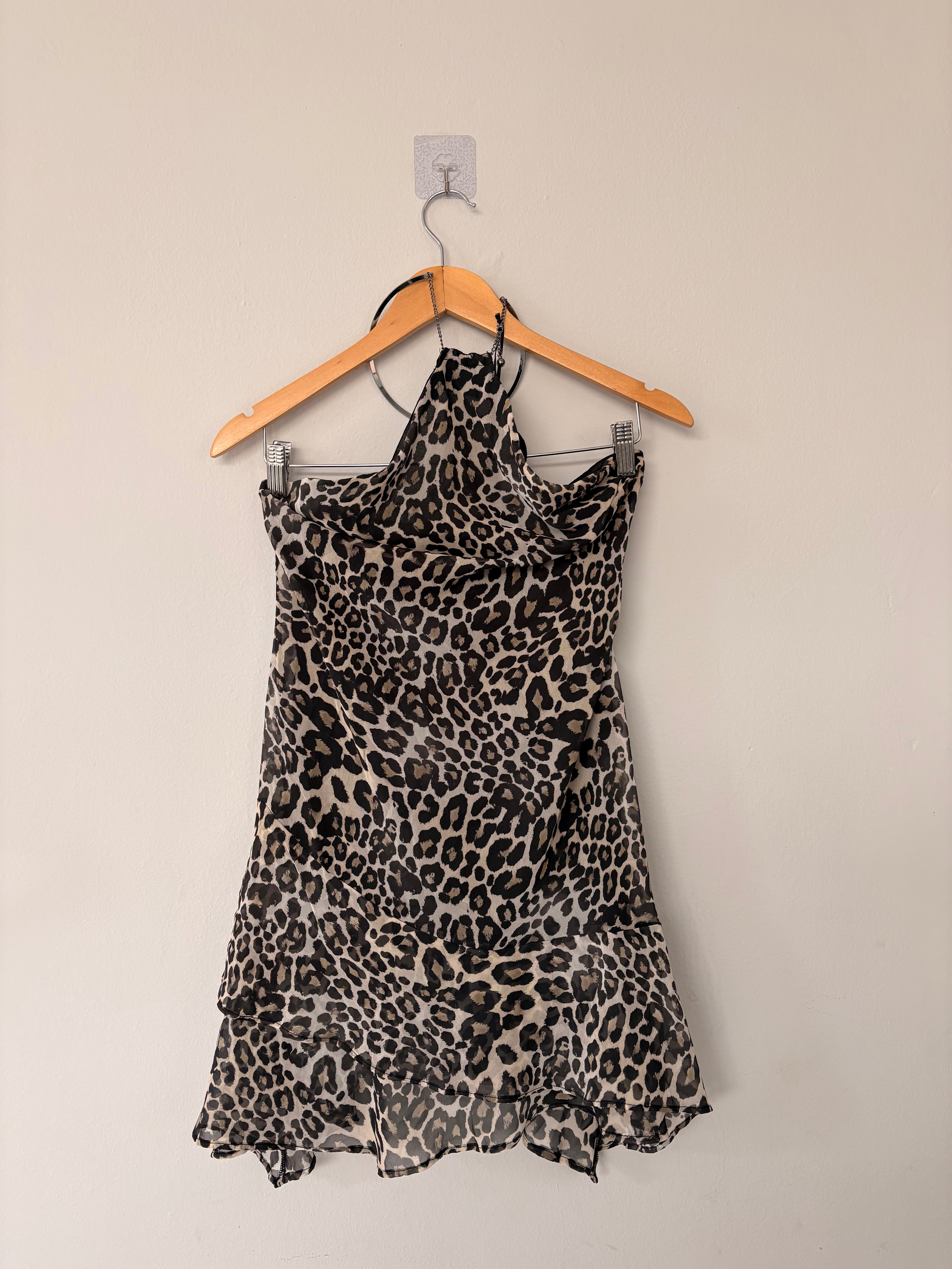 Vestido Leopardo Bershka